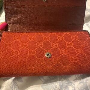 Gucci Red Women's wooden Wallet